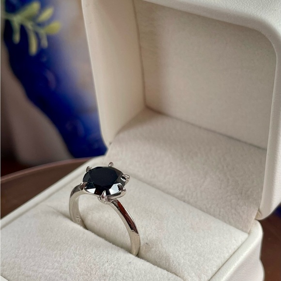 Clearance‼️3ct Diamond‼️RARE‼️ Silver 925 Ring size 7 - Picture 3 of 8